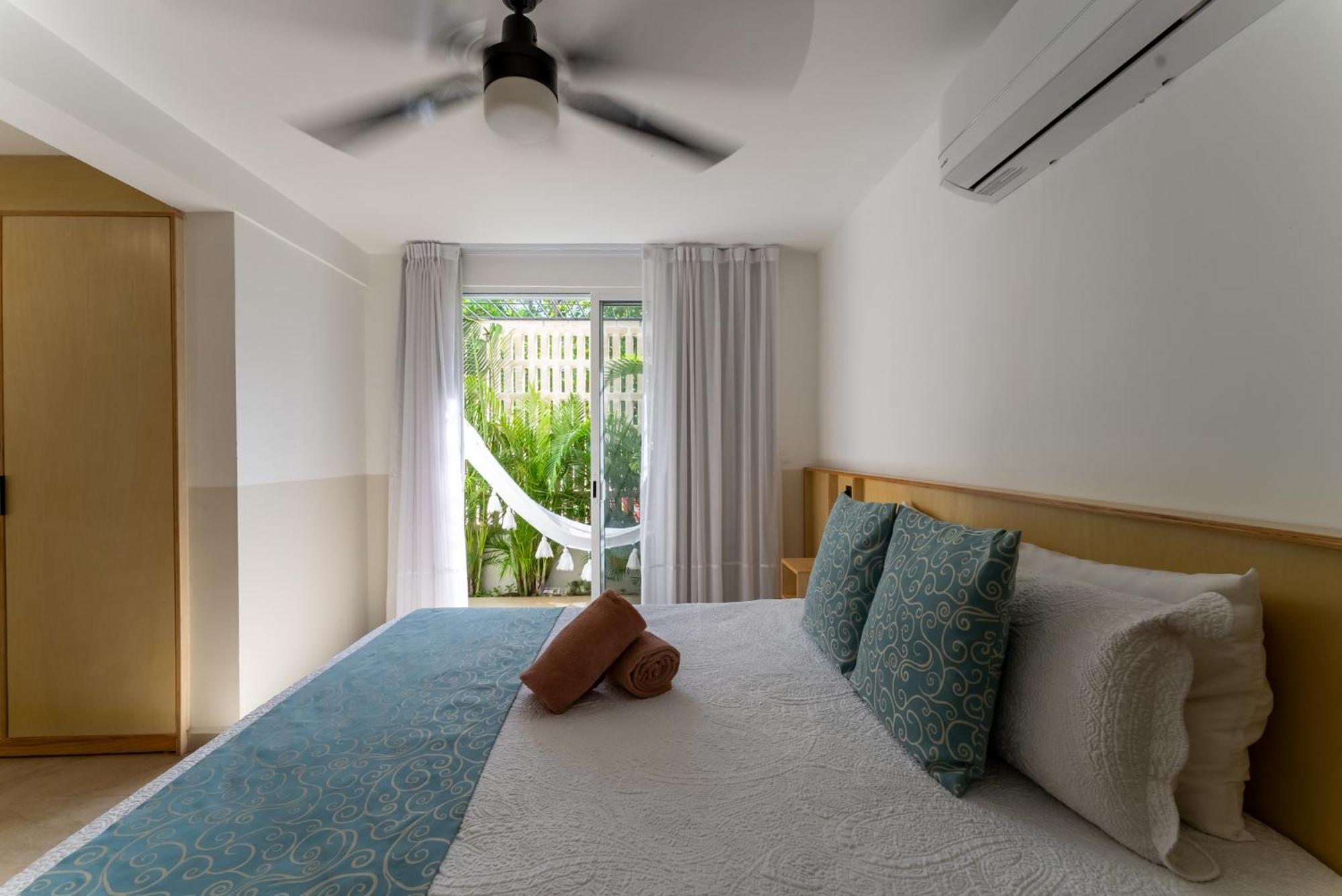 Bed Away Studios Cancún Exteriör bild